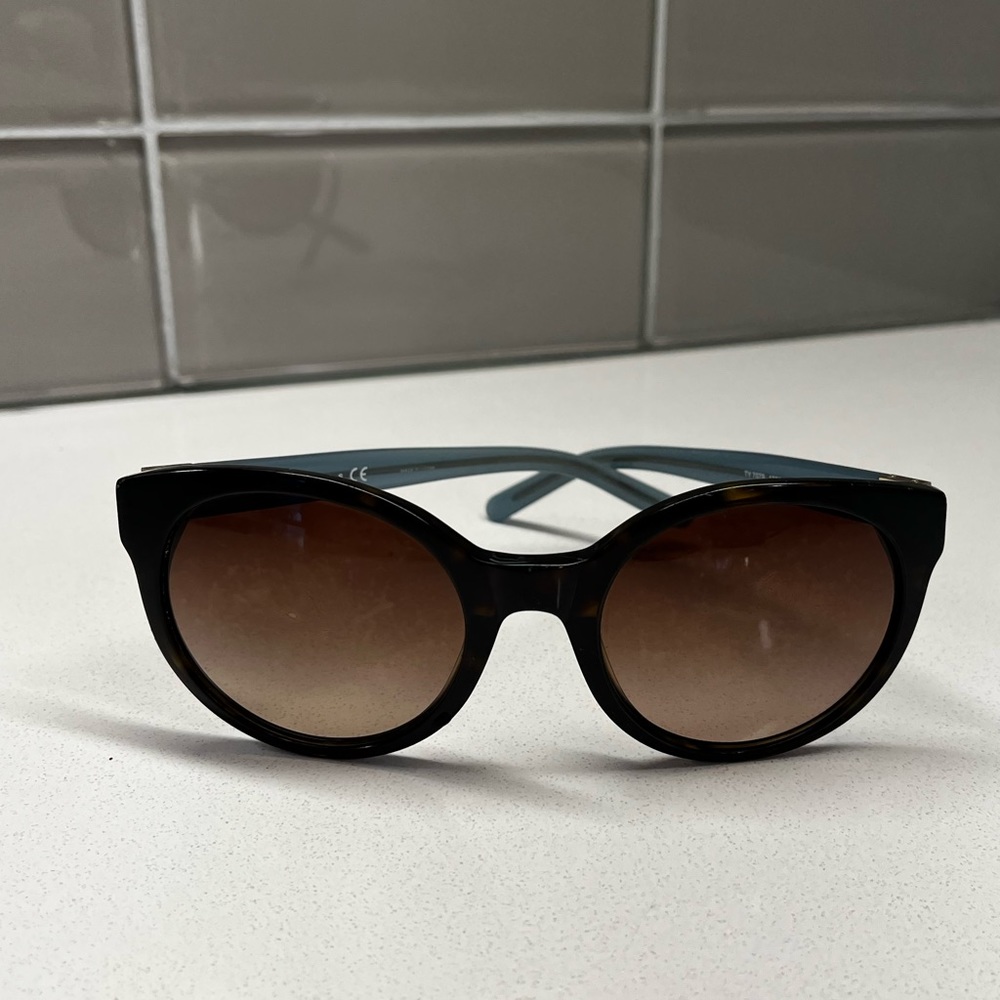 Tory Burch Sunglasses TY 7079 Round Blue Tortoise Frames Gold Logo
